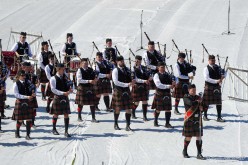 D423511-Prince Charles Pipe Band