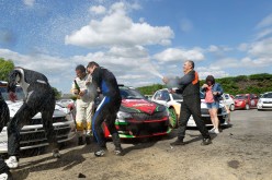 Champagne pour les 3 premiers-3235D4C