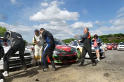Champagne pour les 3 premiers-3235D4C