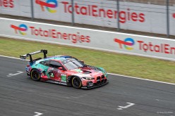 N° 32 BMW M4 LMGT3 Evo en catégorie LMGT3 - 24 H du Mans 2026 - 684D4C