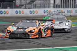 N° 58 McLAREN 720S LMGT3 Evo en catégorie LMGT3 - 24 H du Mans 2026 - 817D4C