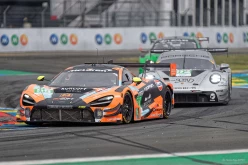 N° 58 McLAREN 720S LMGT3 Evo en catégorie LMGT3 - 24 H du Mans 2026 - 817D4C