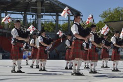 interceltique-2015-087-Derryclavin Pipe Band Irlande