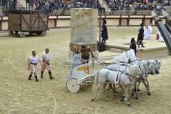  Puy-du-Fou-PA16594