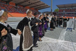 interceltique-2018-image13848-cercle-brug-ar-menez-de-Spézet