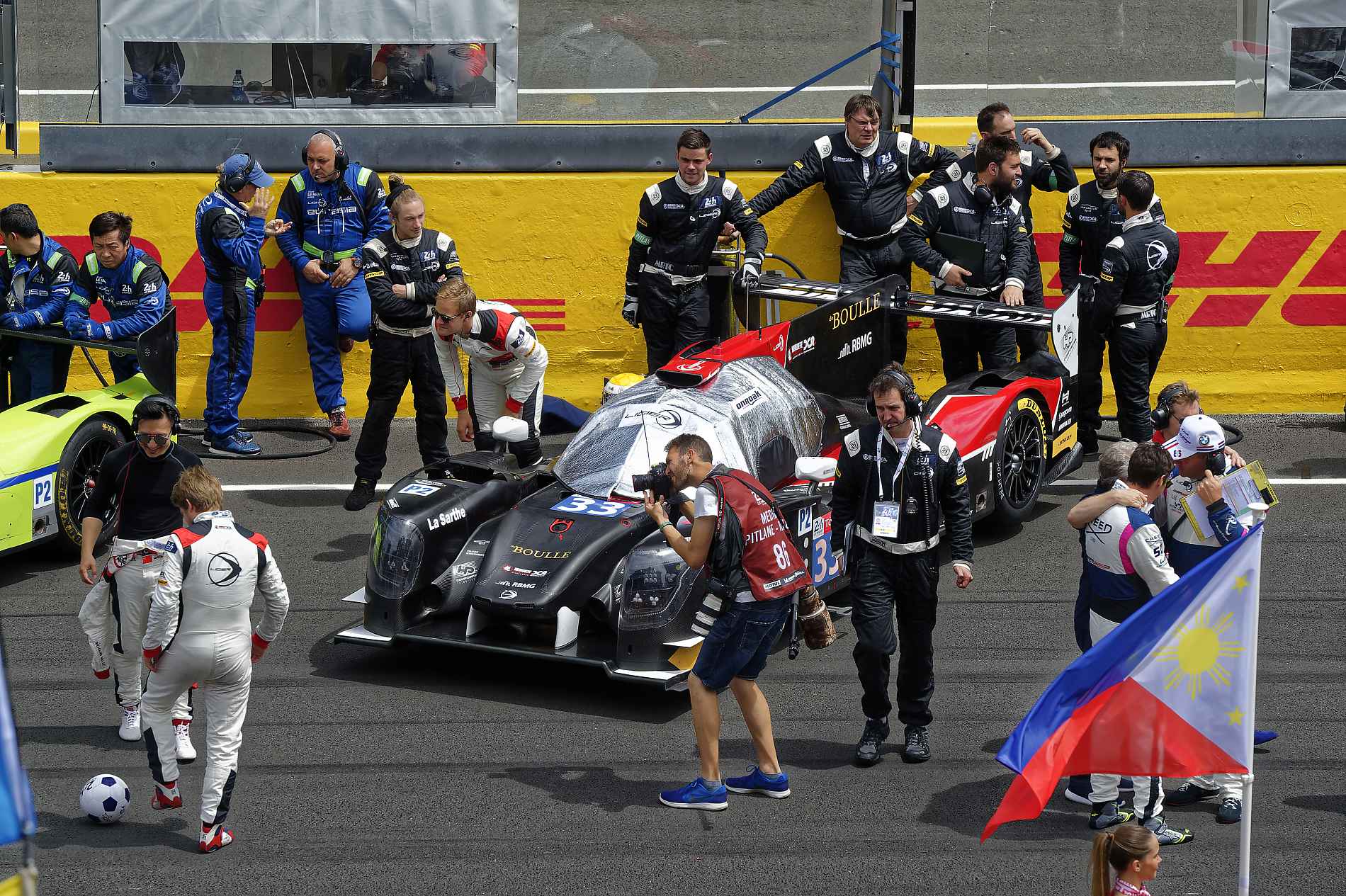 LeMans24-2018-D4S7083-PYA