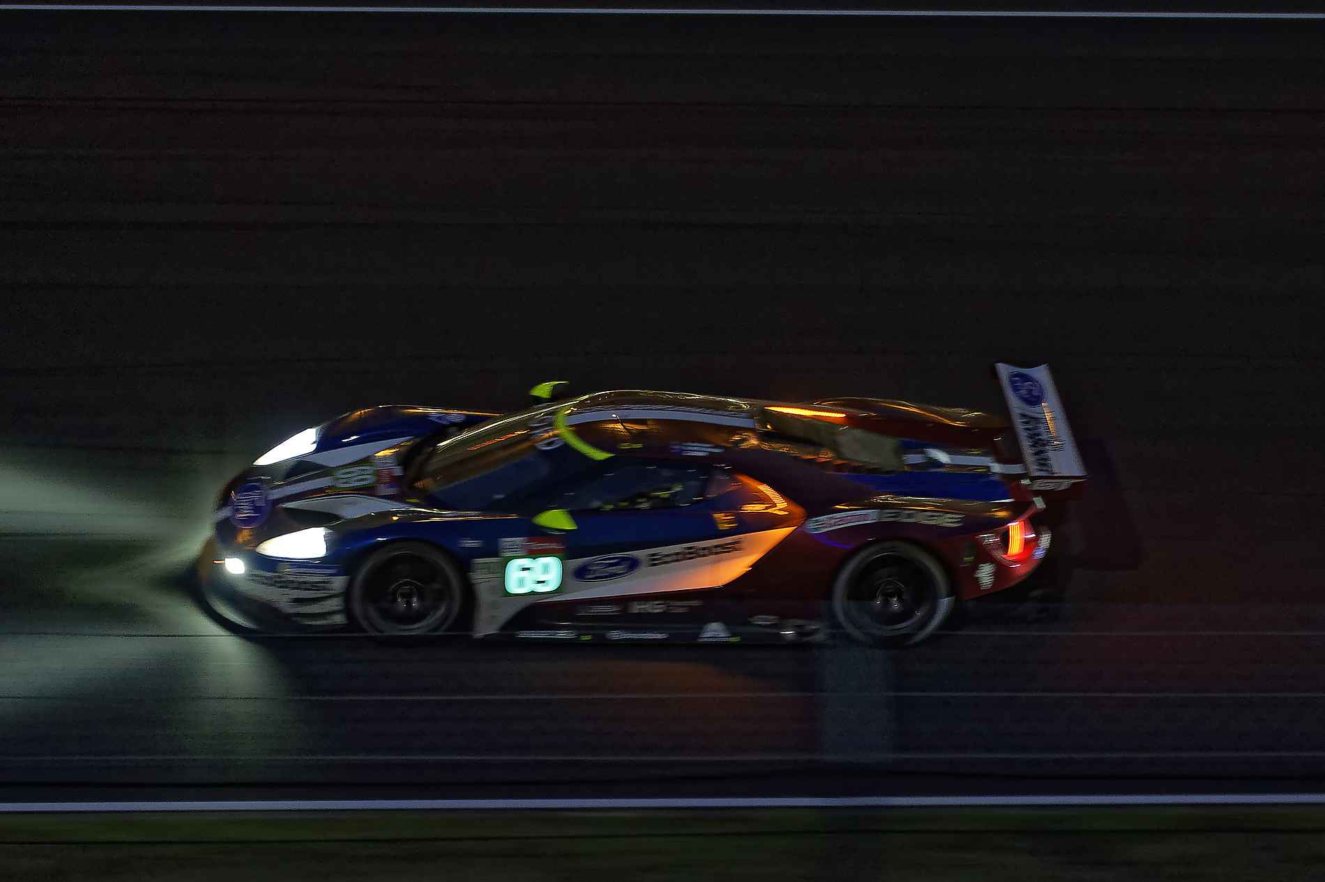 LeMans24-2018-D4S7470-PYA