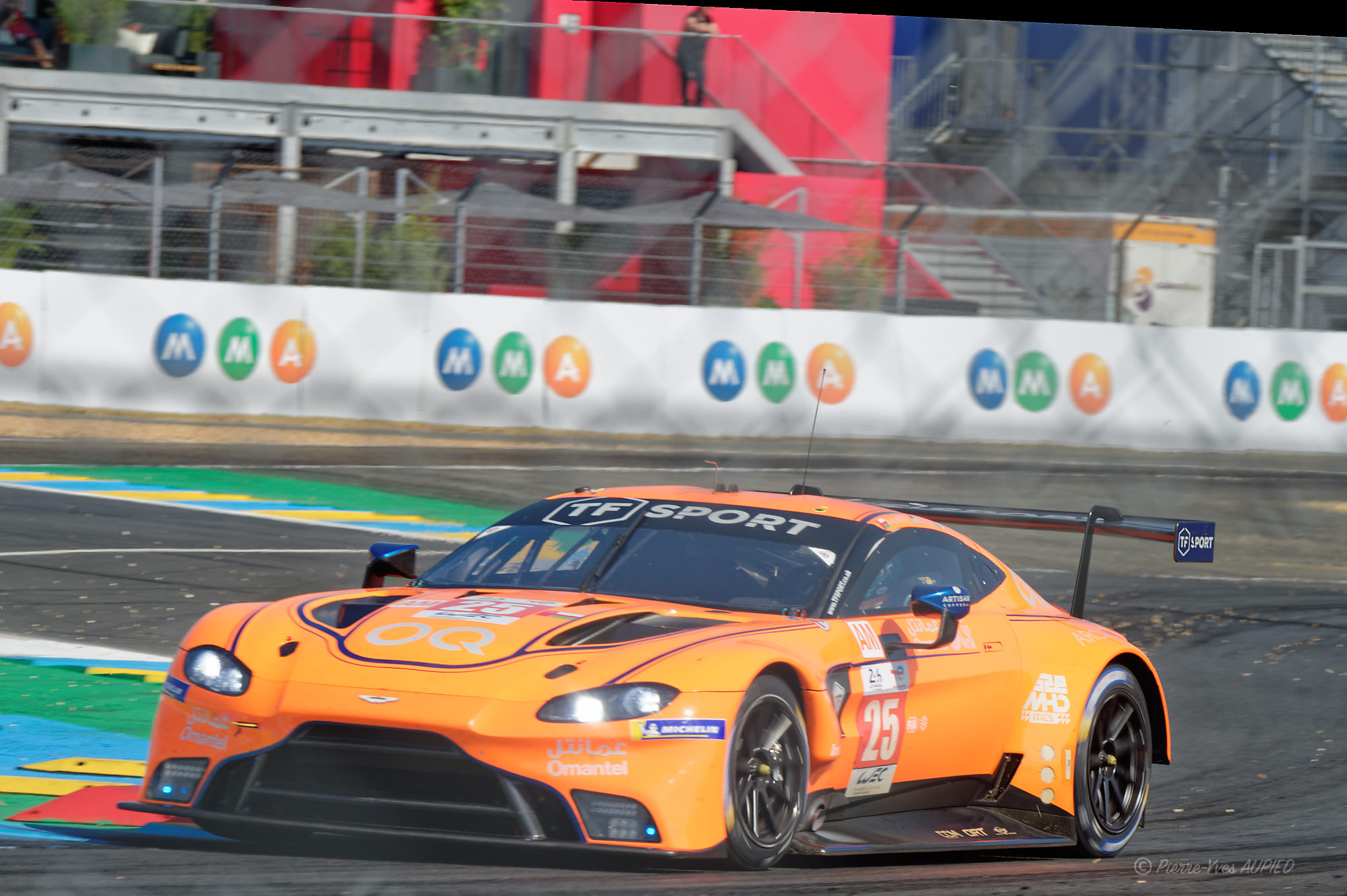 24H du Mans 2023 - n°25 Aston Martin Vantage AMR - IMG3397