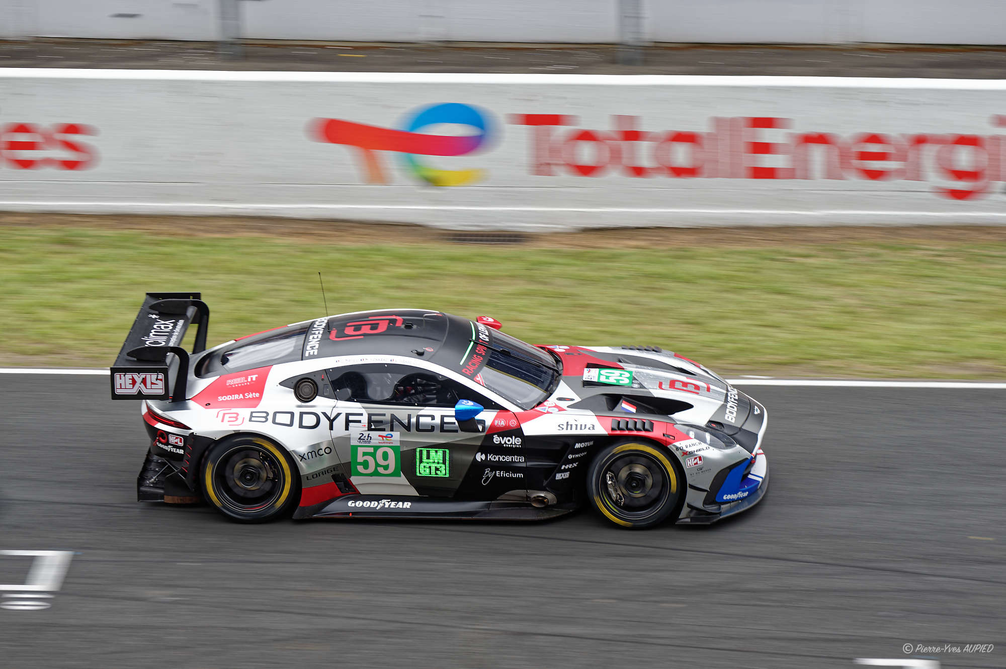 N° 59 ASTON MARTIN Vantage AMR LMGT3 en catégorie LMGT3 - 24 H du Mans 2026 - 665D4C