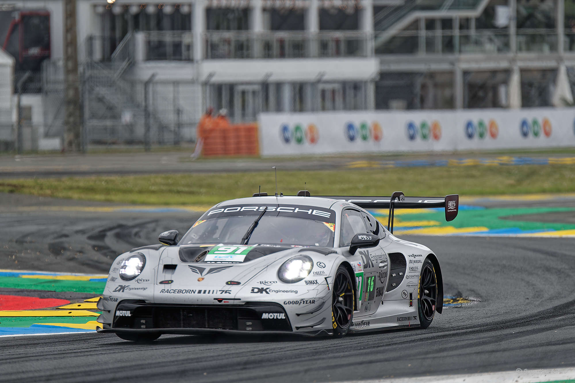 N° 91 PORSCHE 911 GT3 R LMGT3 en catégorie LMGT3 - 24 H du Mans 2026 - 743D4C