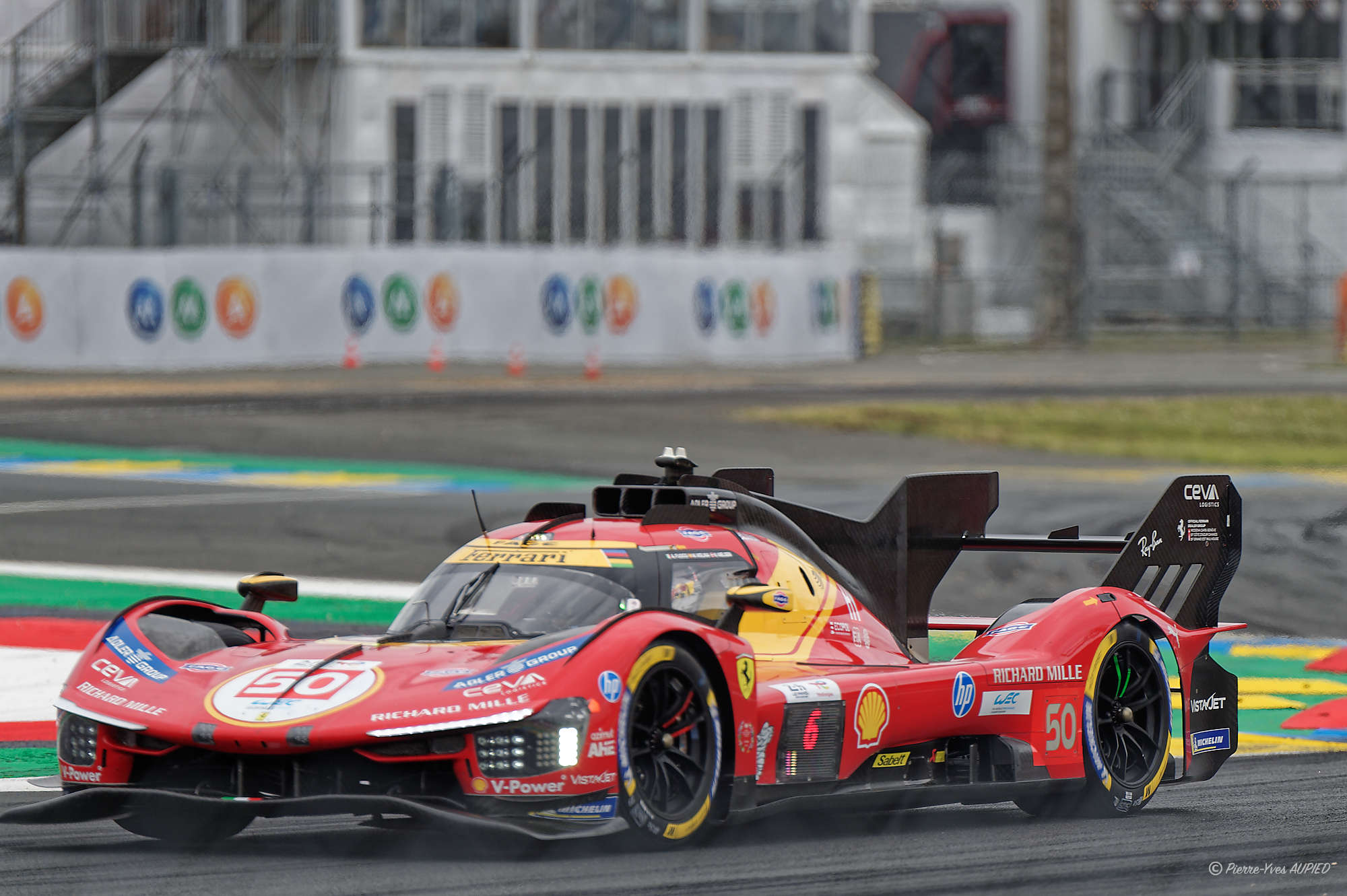 N° 50 FERRARI 499P en catégorie Hypercar - 24 H du Mans 2026 - 765D4C