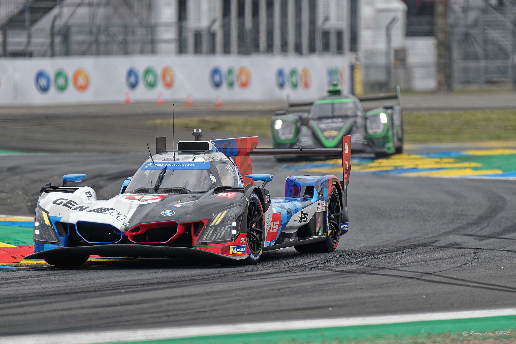 N° 15 BMW M Hybrid V8 en catégorie Hypercar - 24 H du Mans 2026 - 773D4C