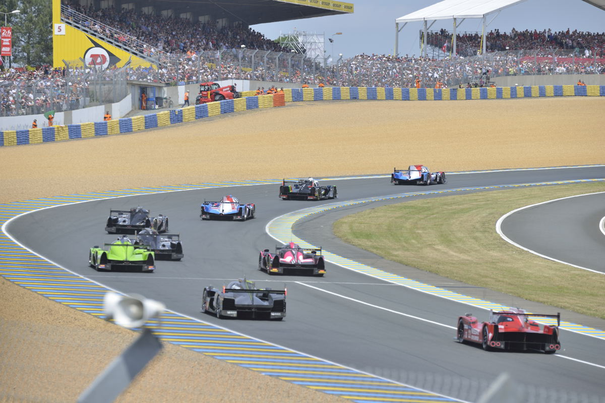 24heures-du-Mans-2015-PA08259