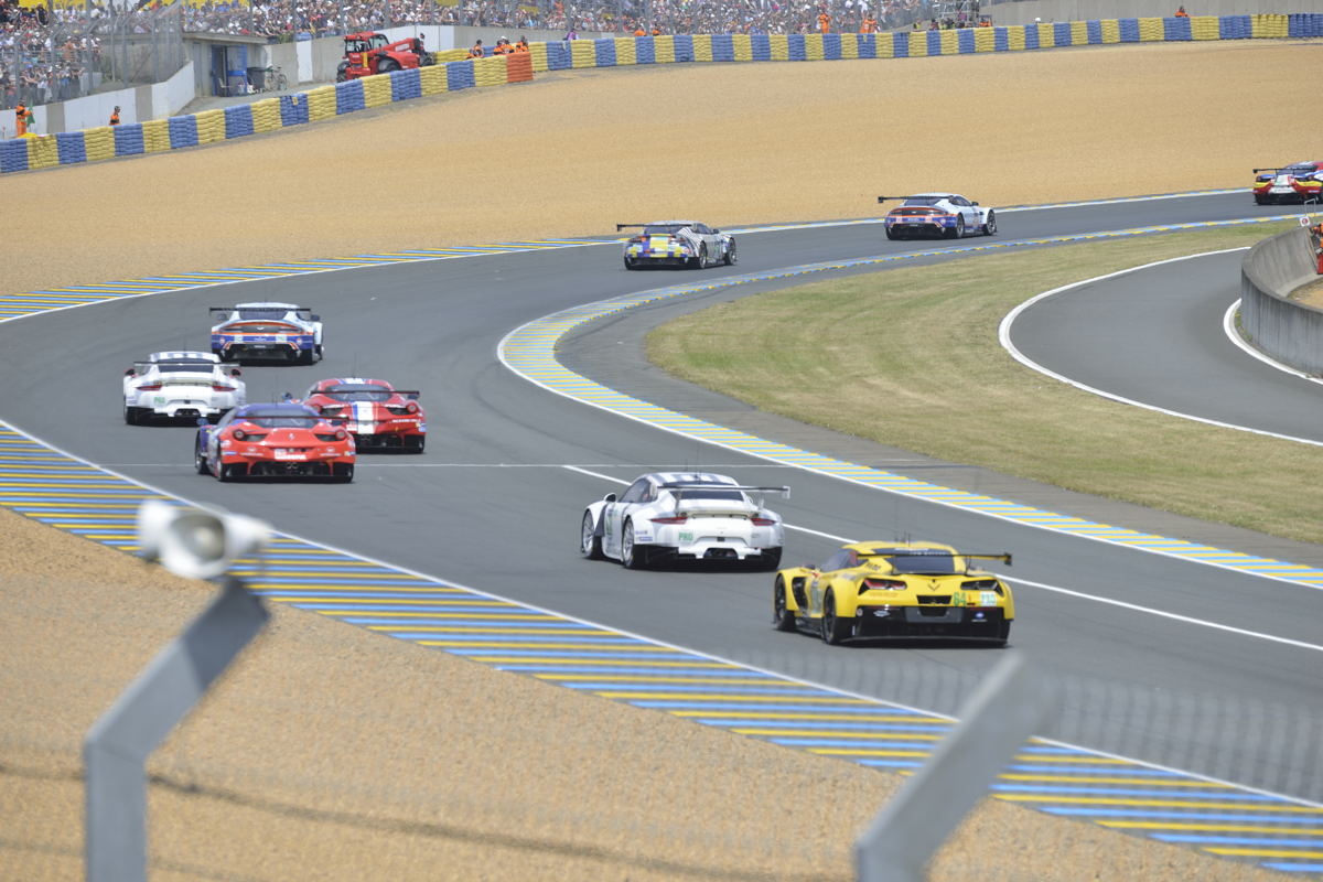 24heures-du-Mans-2015-PA08263