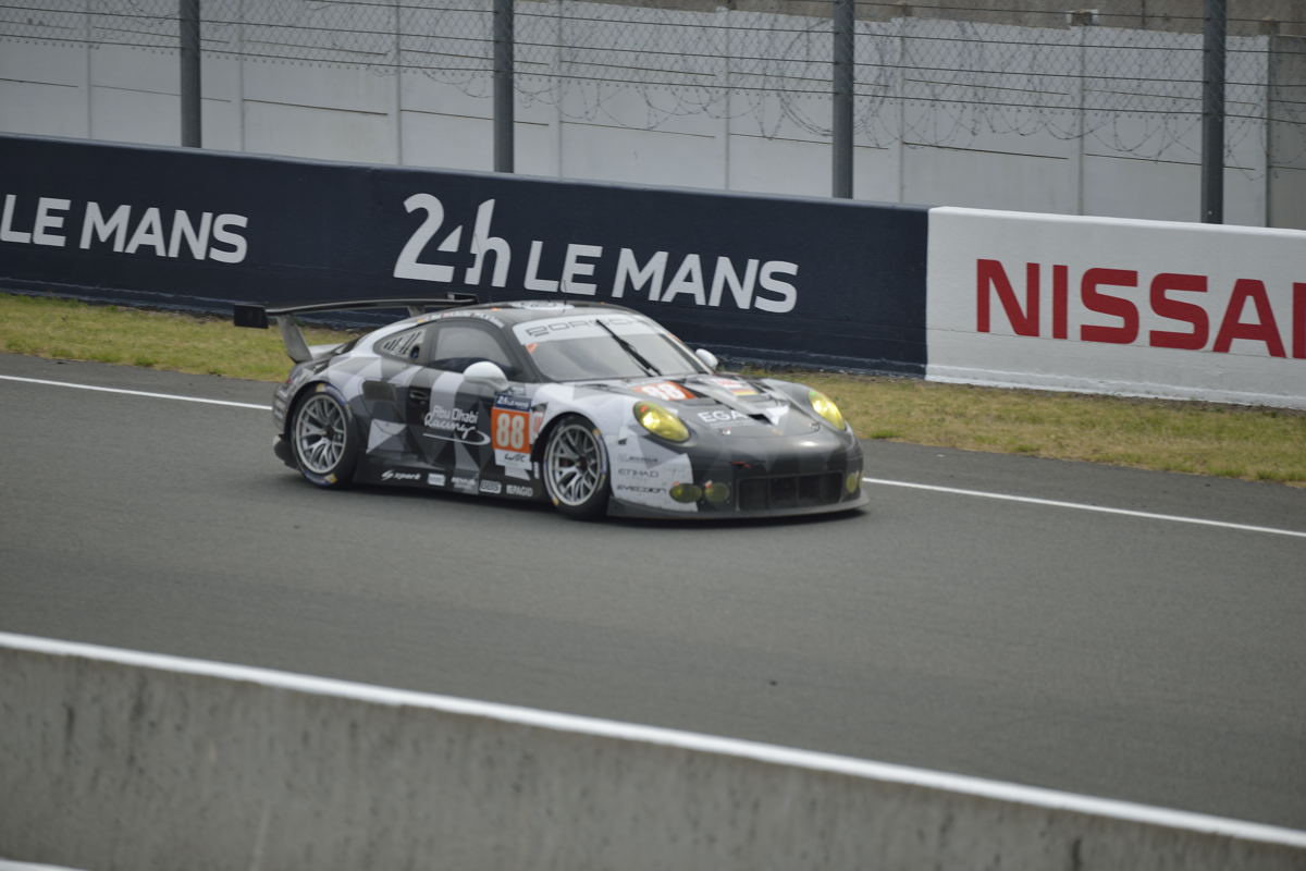#24LM PA08493