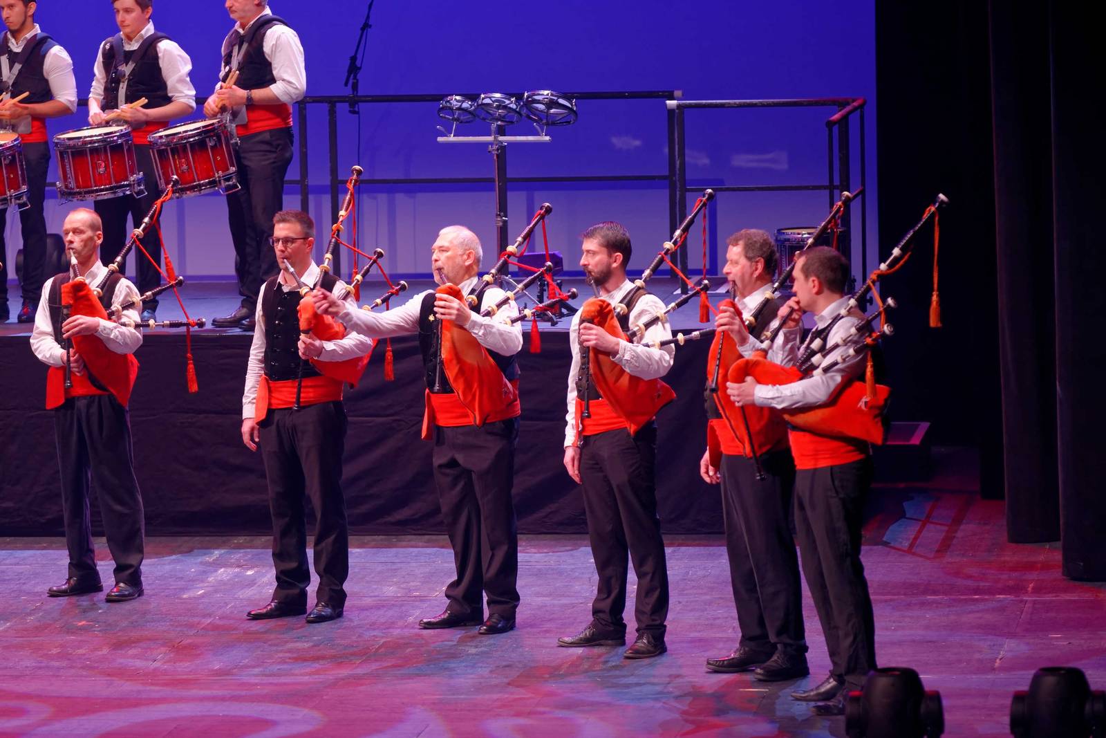 PA25537-Bro-Kemperle