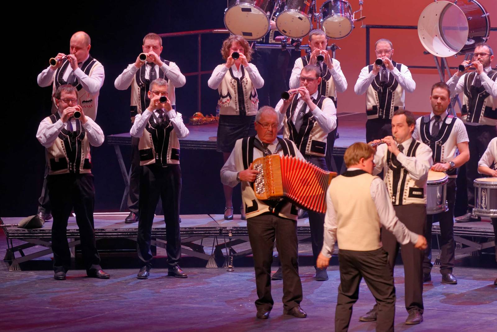 PA25685-Kerlenn-Pondi