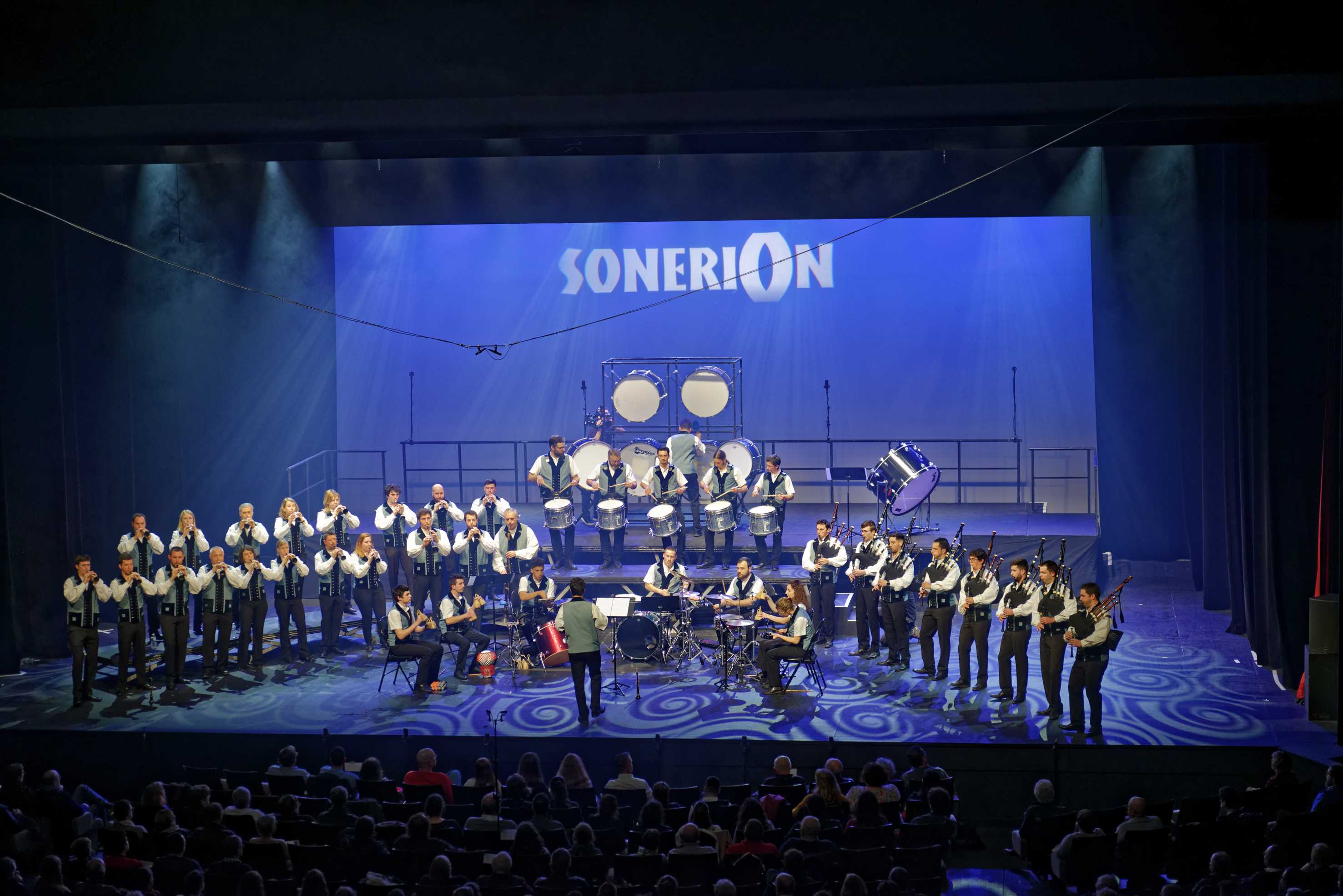 D426825BAupied-Vannes