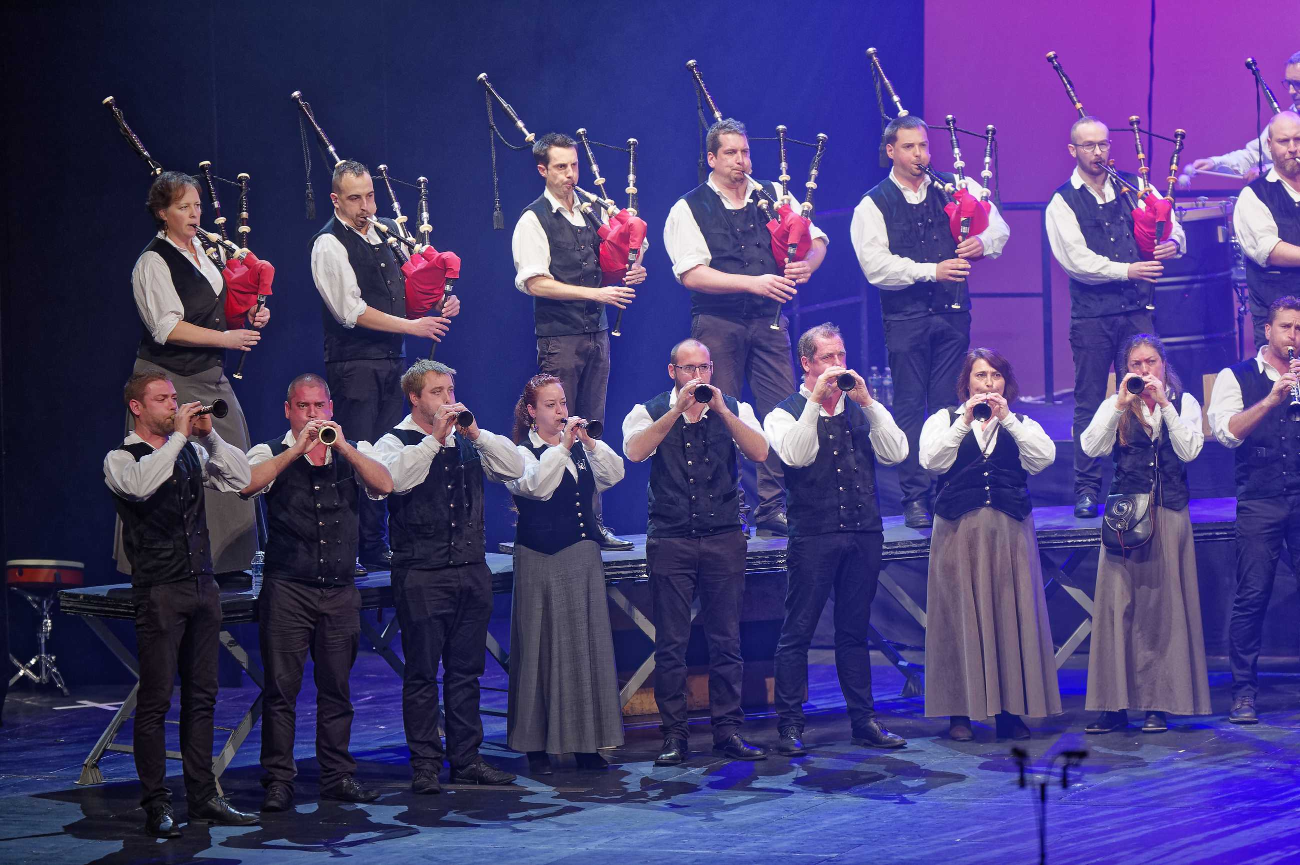 D426980Aupied-Perros