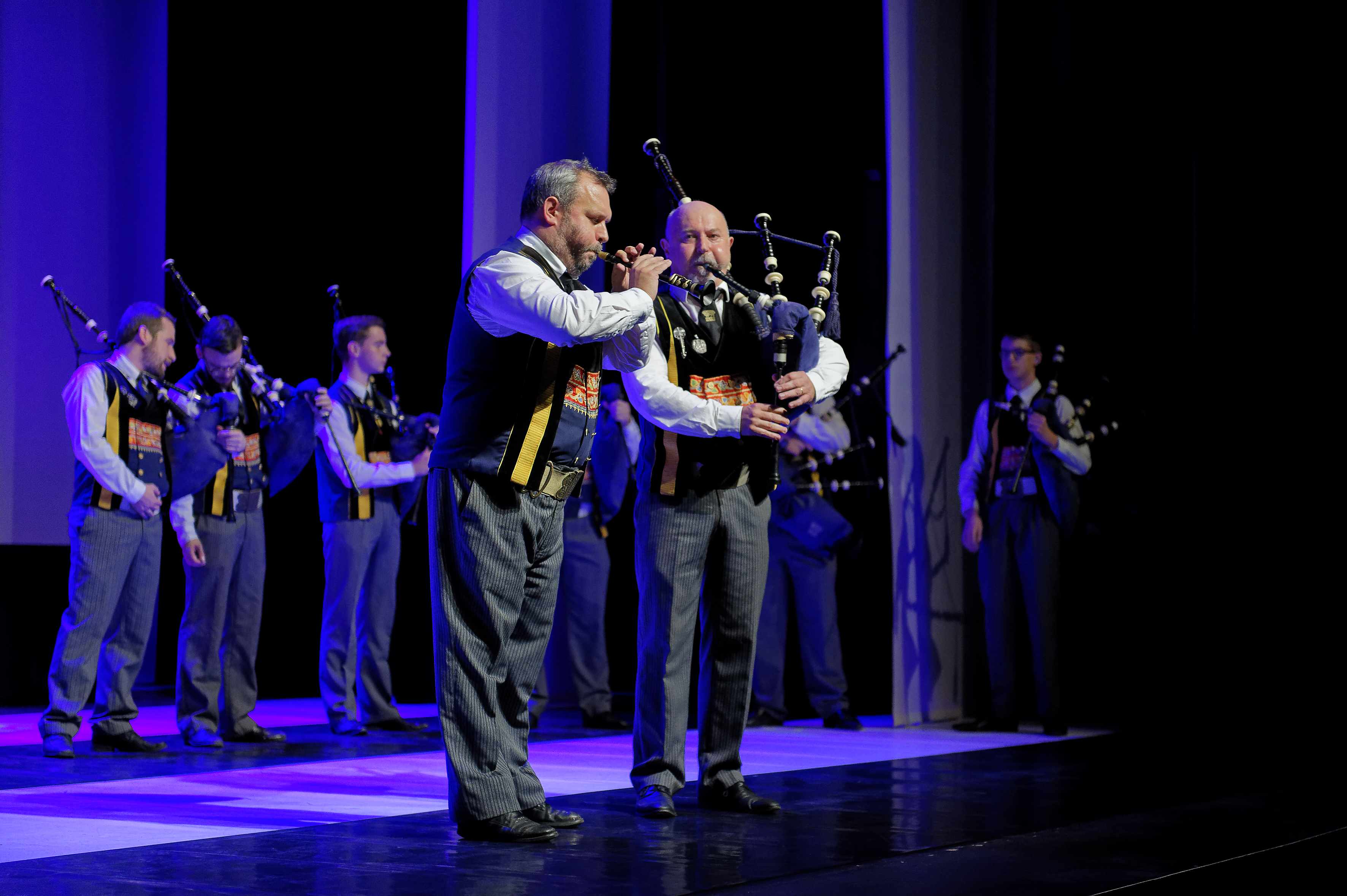 Bagad-Kemper-Bouvron-14-Oct-2018 D417353 PYA