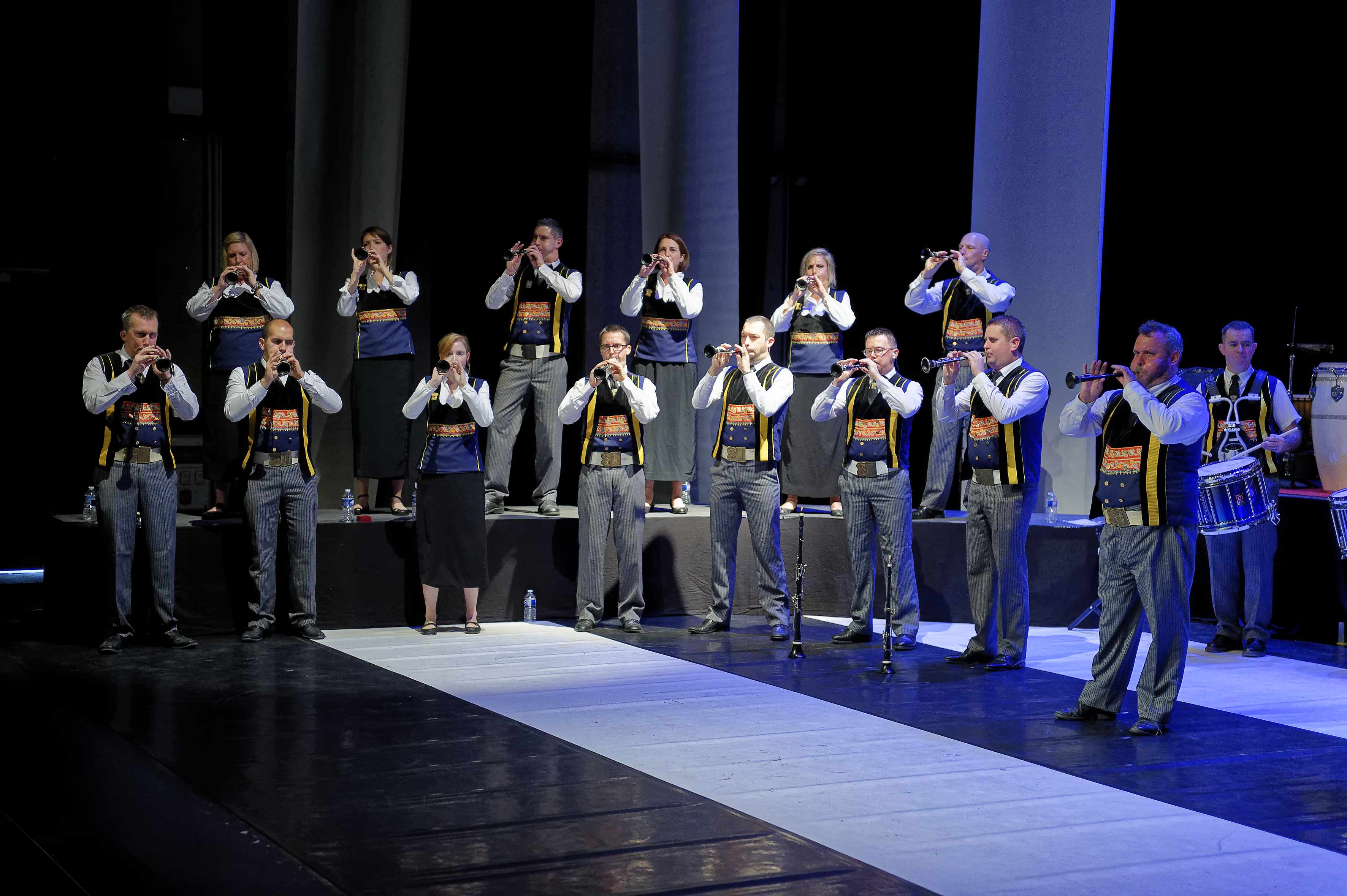 Bagad-Kemper-Bouvron-14-Oct-2018 D417376 PYA