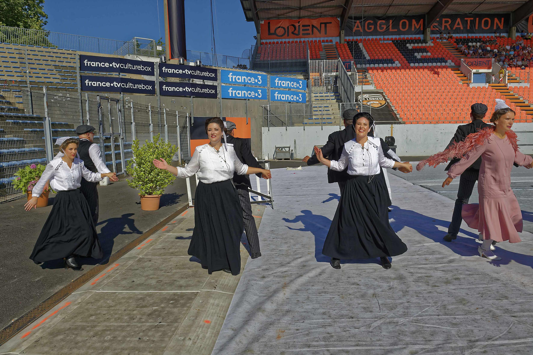 interceltique-2018-image12782-cercle-quic-en-groigne-de-saint-malo