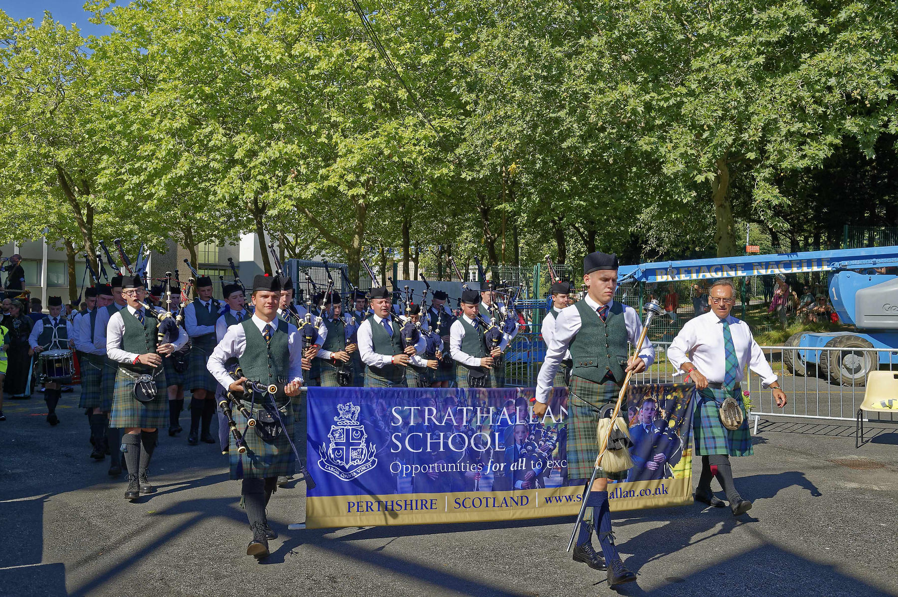interceltique-2018-image12883-strathallan-school-pipe-band-ecosse
