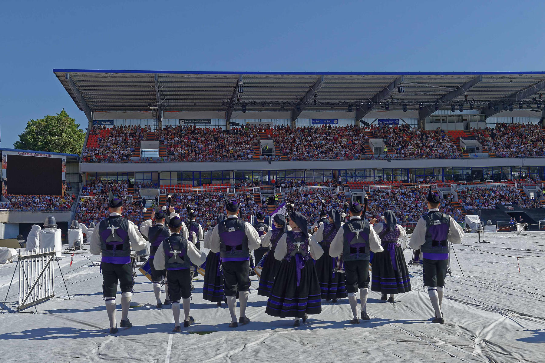 interceltique-2018-image12990-banda-de-gaitas-el-gumial-des-asturies