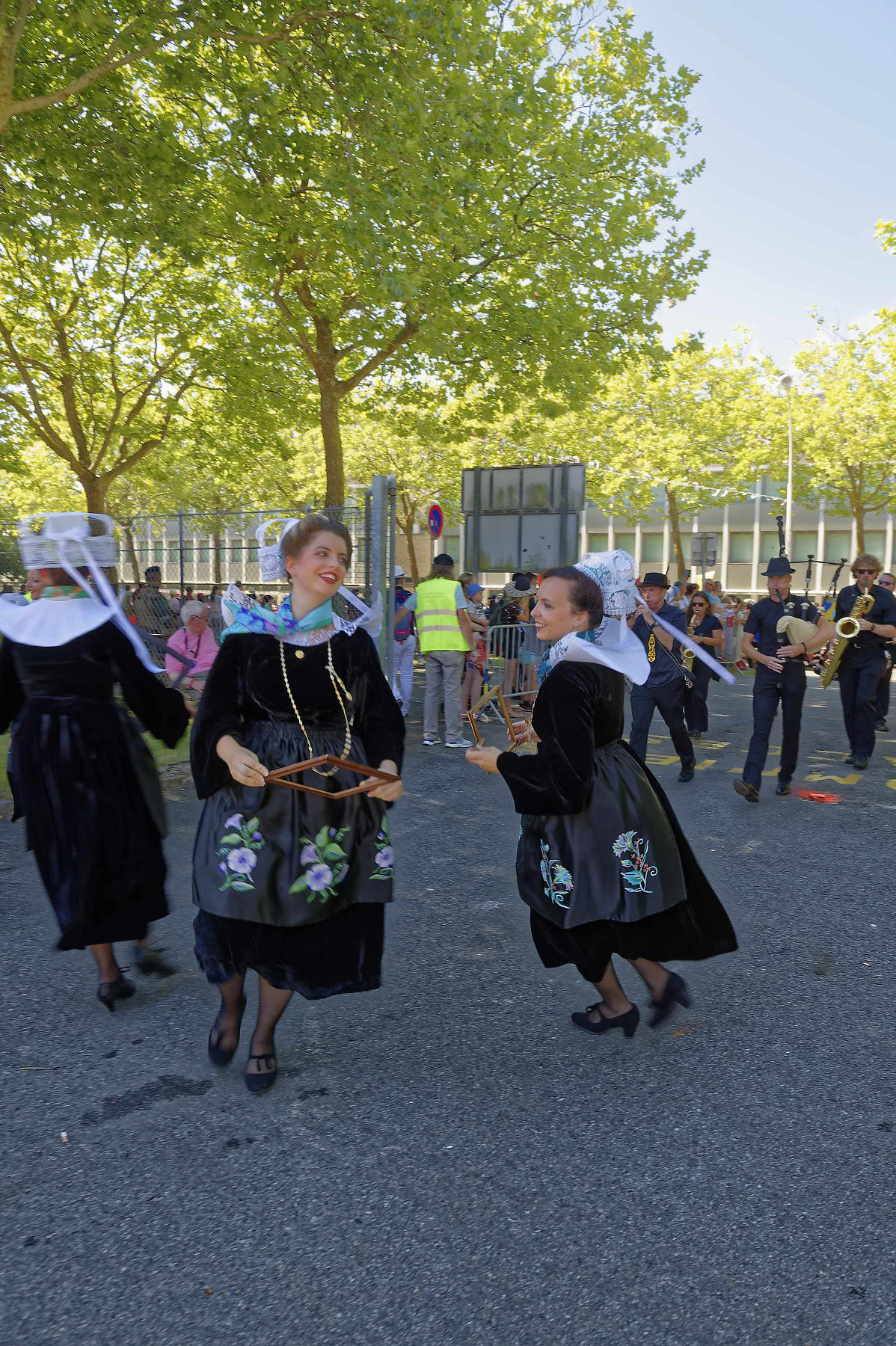 interceltique-2018-image13027-cercle-giz-kalon-de-quimperlé