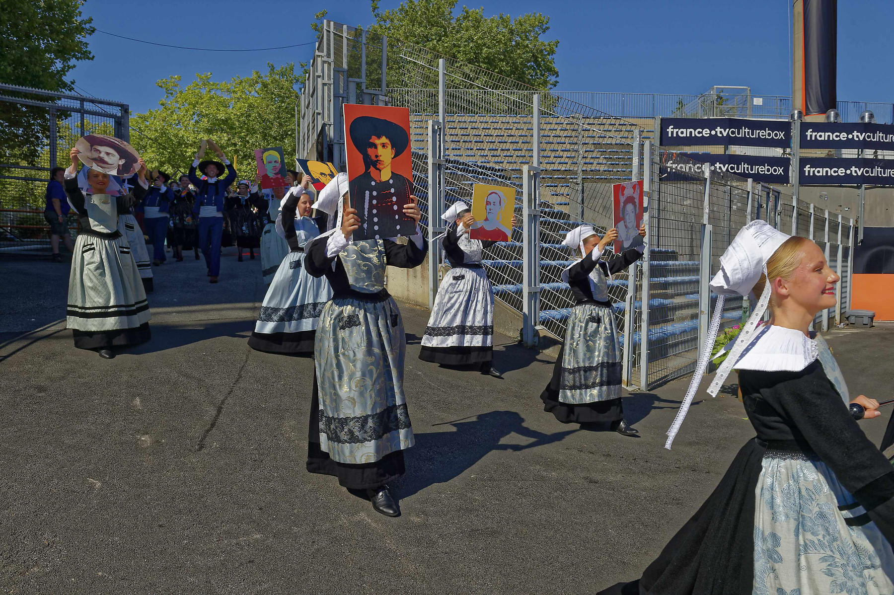 interceltique-2018-image13048-cercle-giz-kalon-de-quimperlé