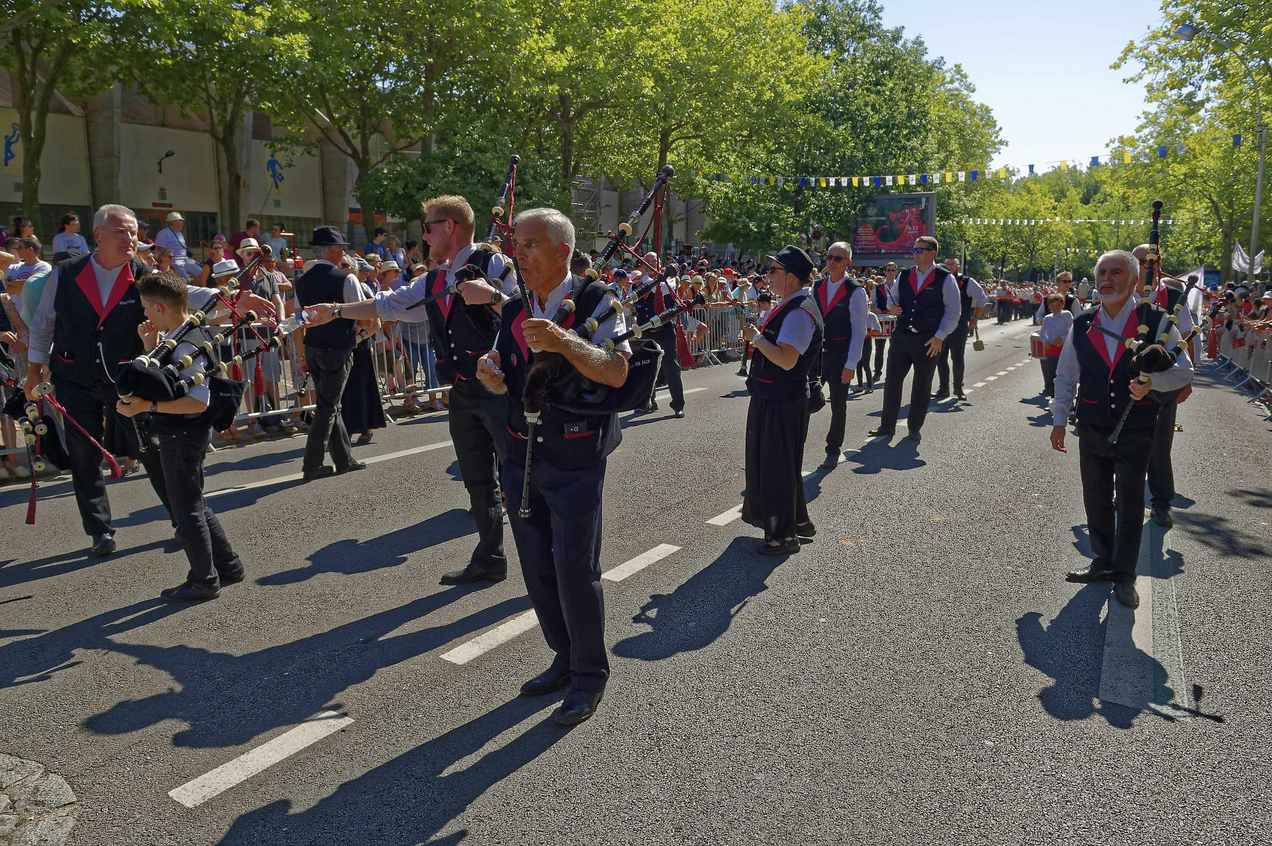 interceltique-2018-image13194-le-bagad-douar-ha-mor