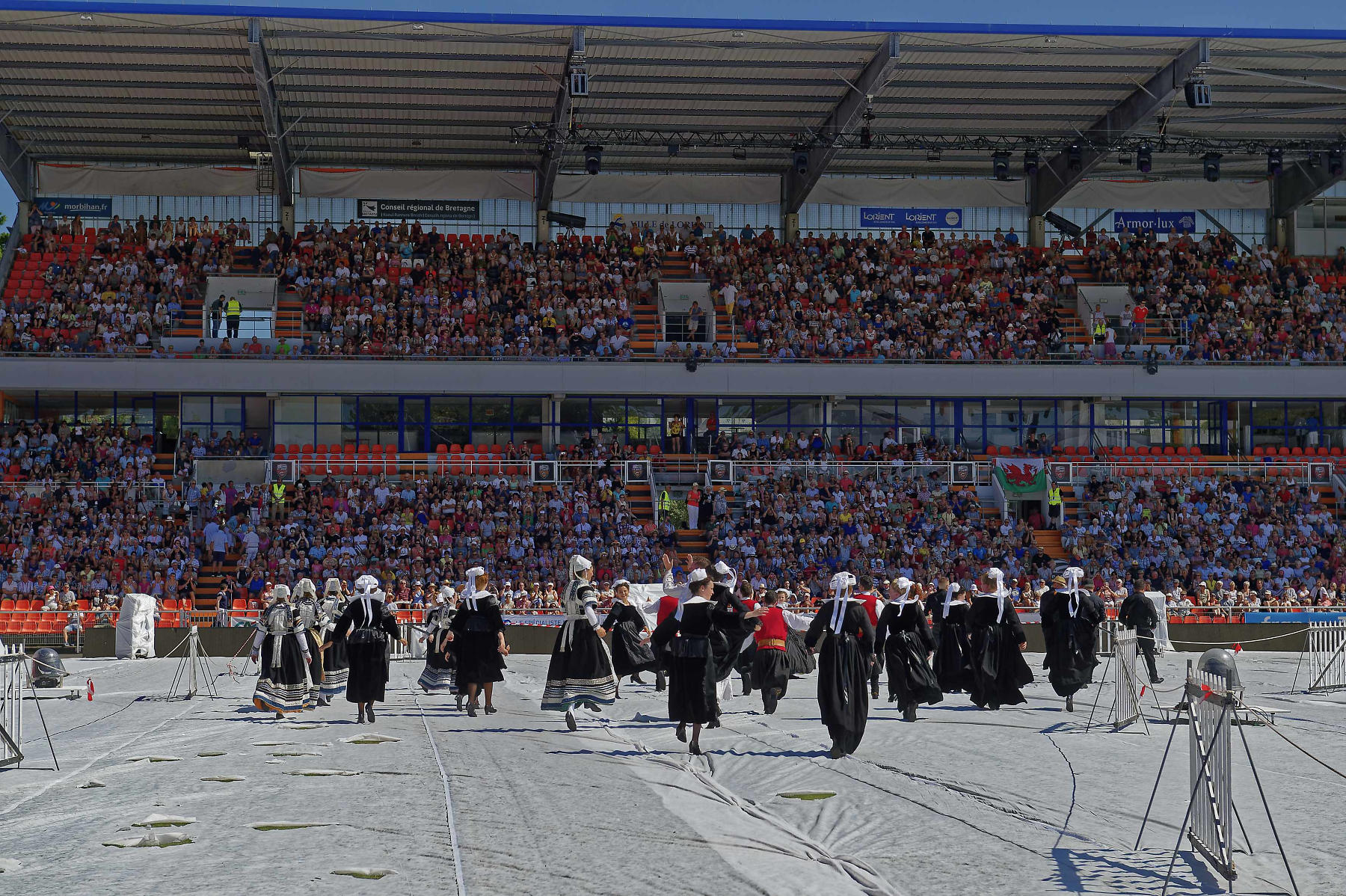 interceltique-2018-image13461-cercle-kanfarded-sant-evarzeg-de-saint-evarzec