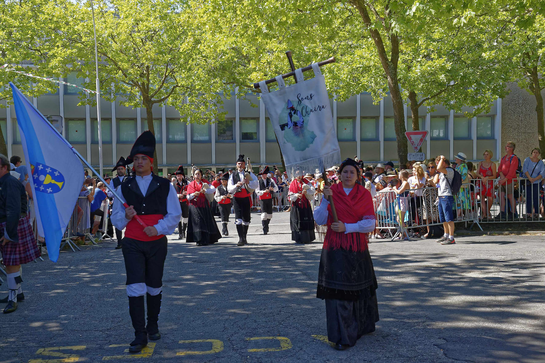 interceltique-2018-image13572-banda-de-gaitas-son-de-chaira-de-galice