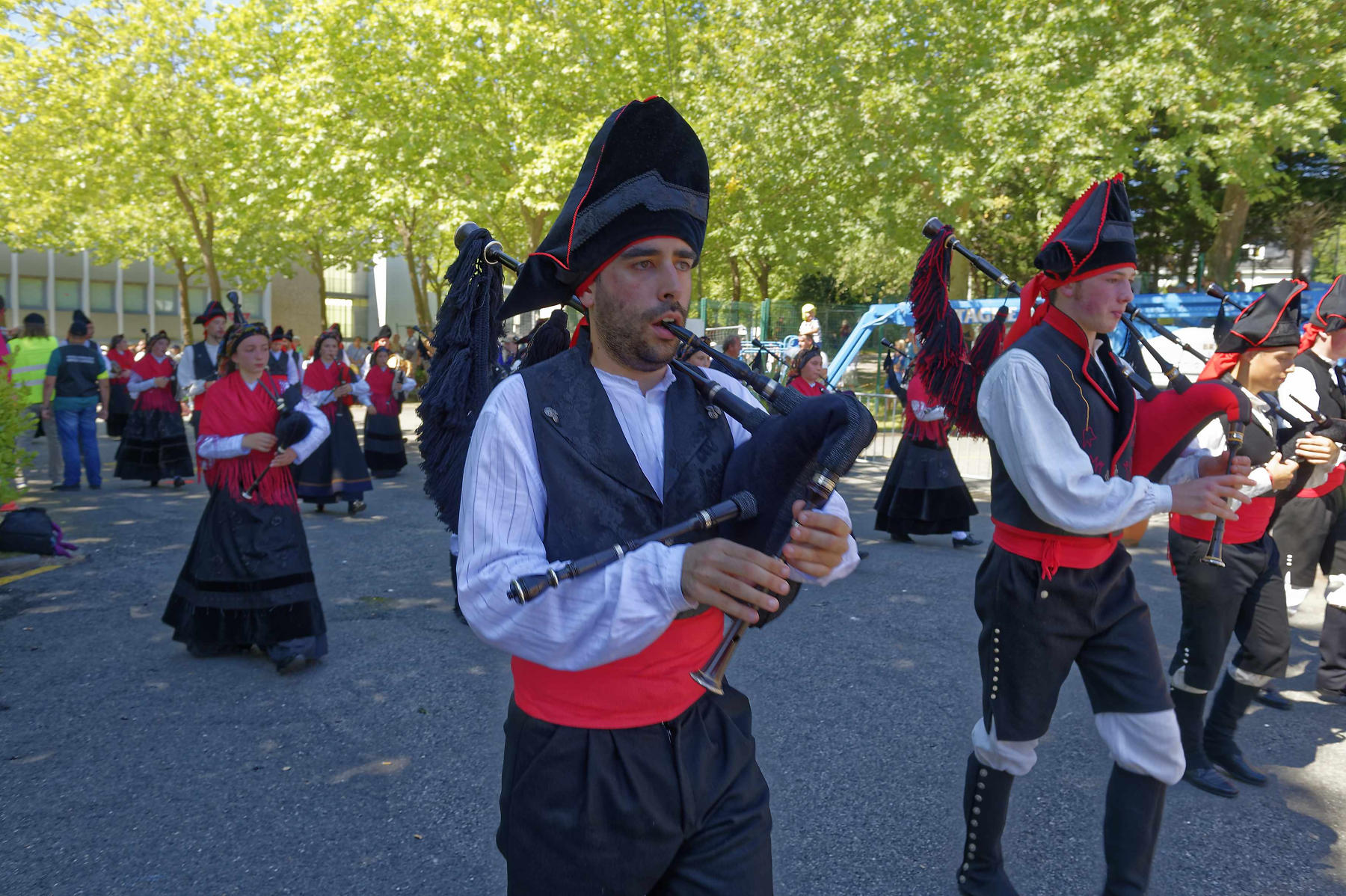 interceltique-2018-image13577-banda-de-gaitas-son-de-chaira-de-galice