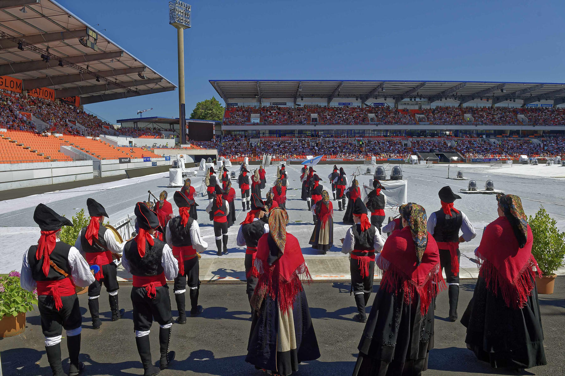 interceltique-2018-image13595-banda-de-gaitas-son-de-chaira-de-galice