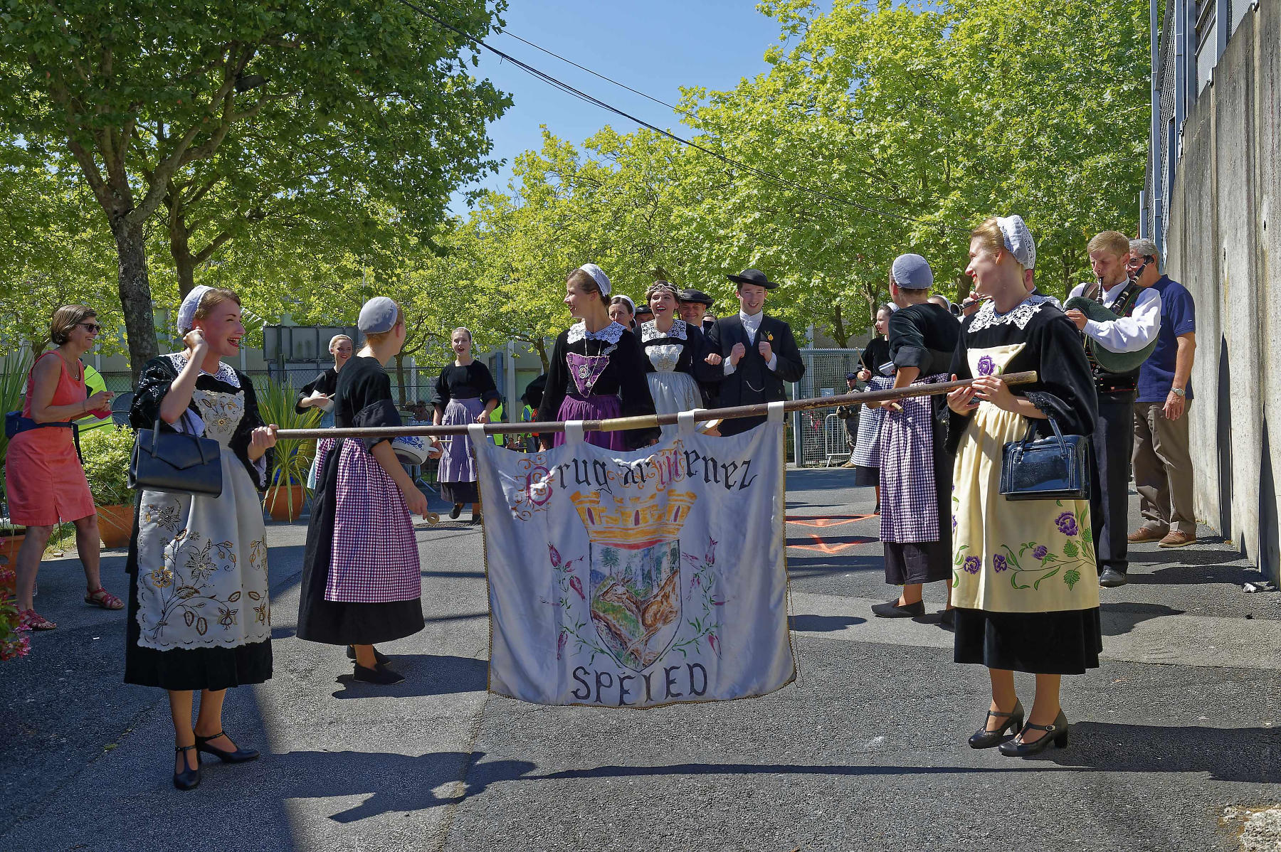 interceltique-2018-image13828-cercle-brug-ar-menez-de-spézet