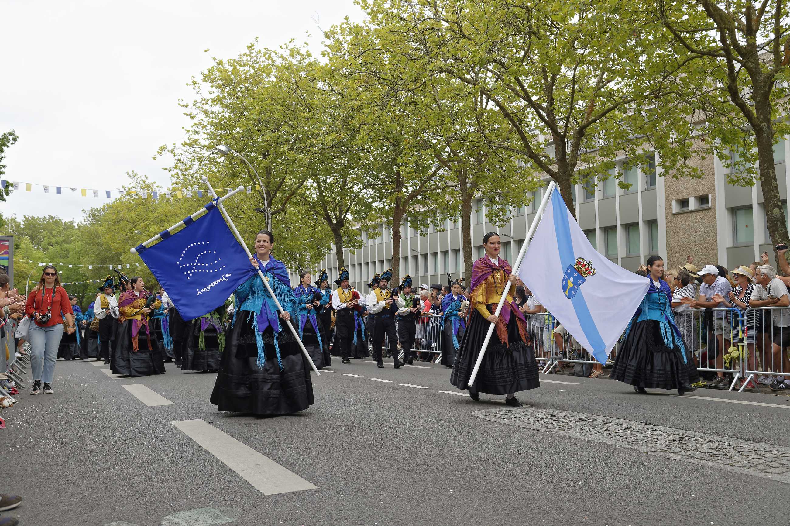 Festival interceltique - Banda de Gaitas Invernia - D420090