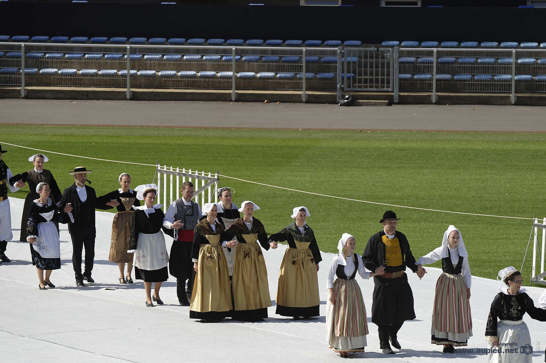 FIL2021-23013 Collectif Divroët