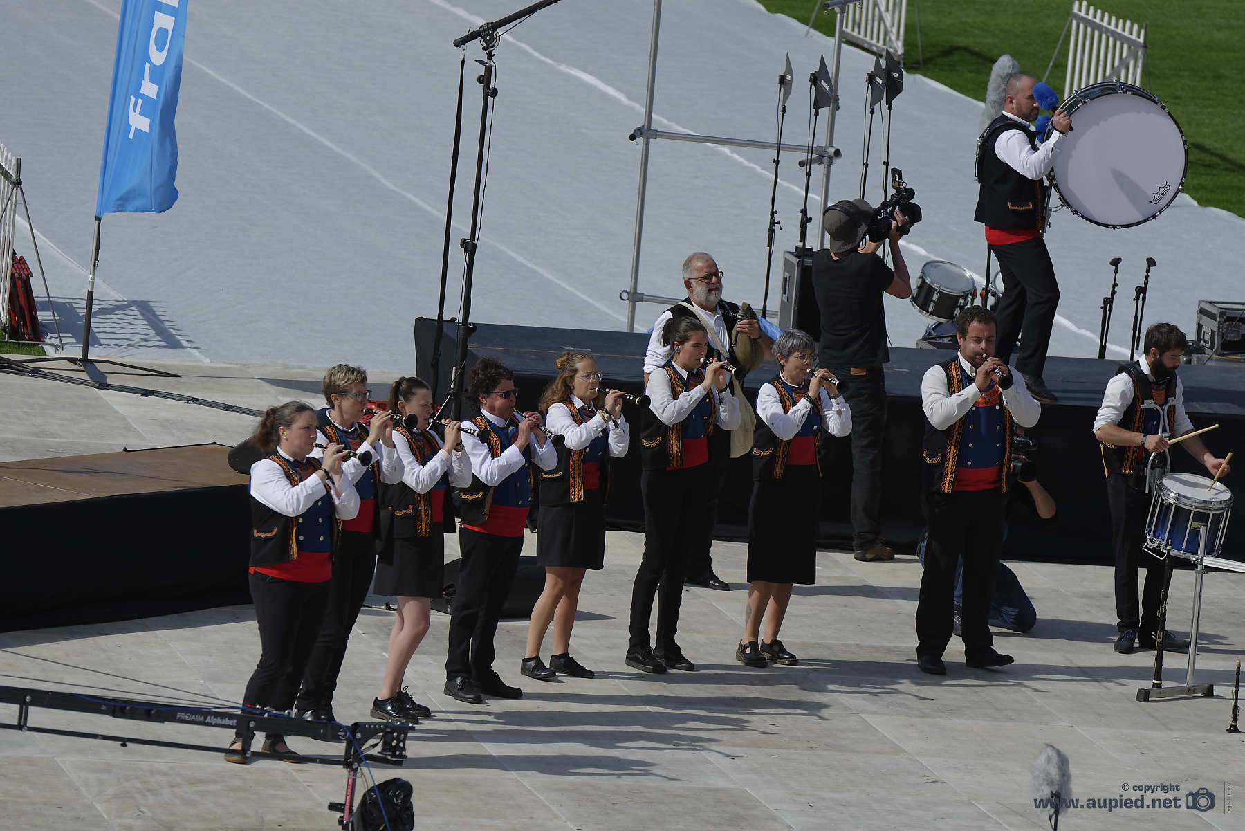 FIL2021-46711 Bagad Glaziked Pouldregad