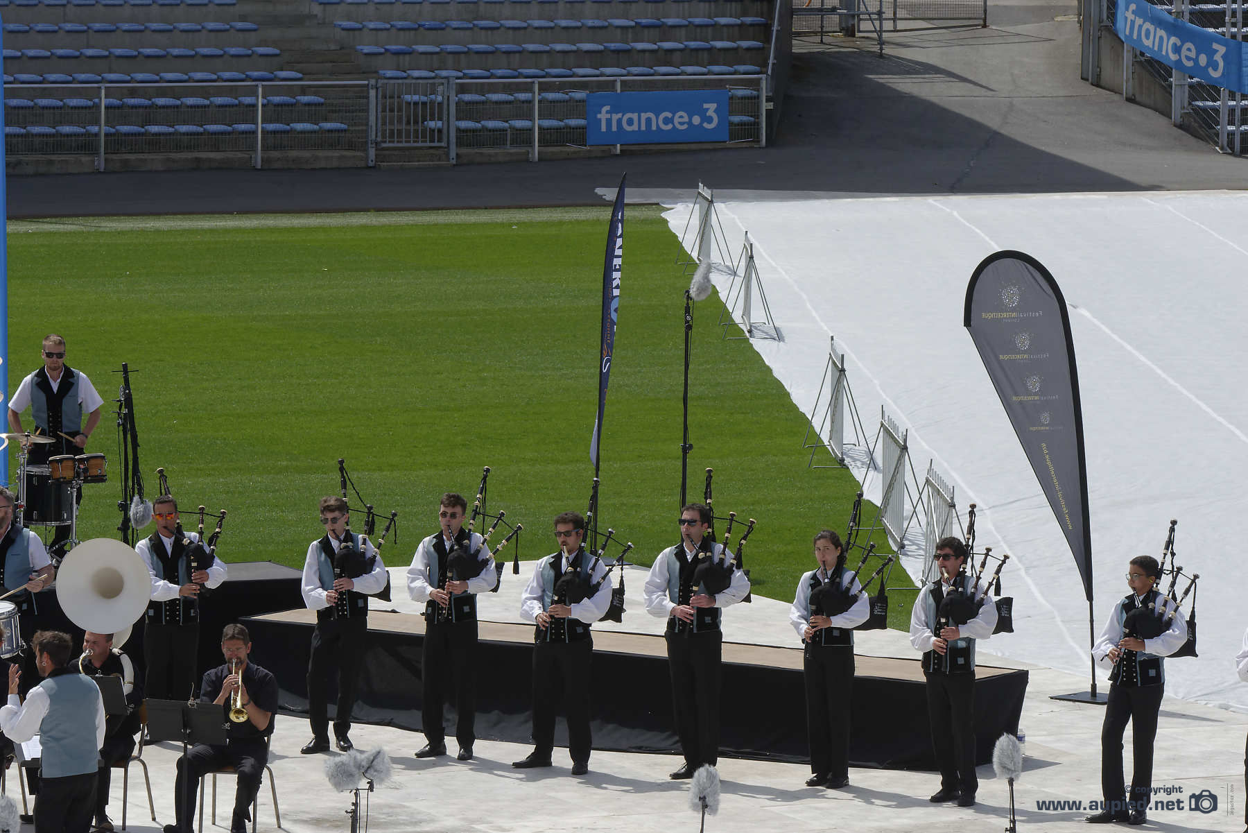 FIL2021-46930 Bagad Melinerion