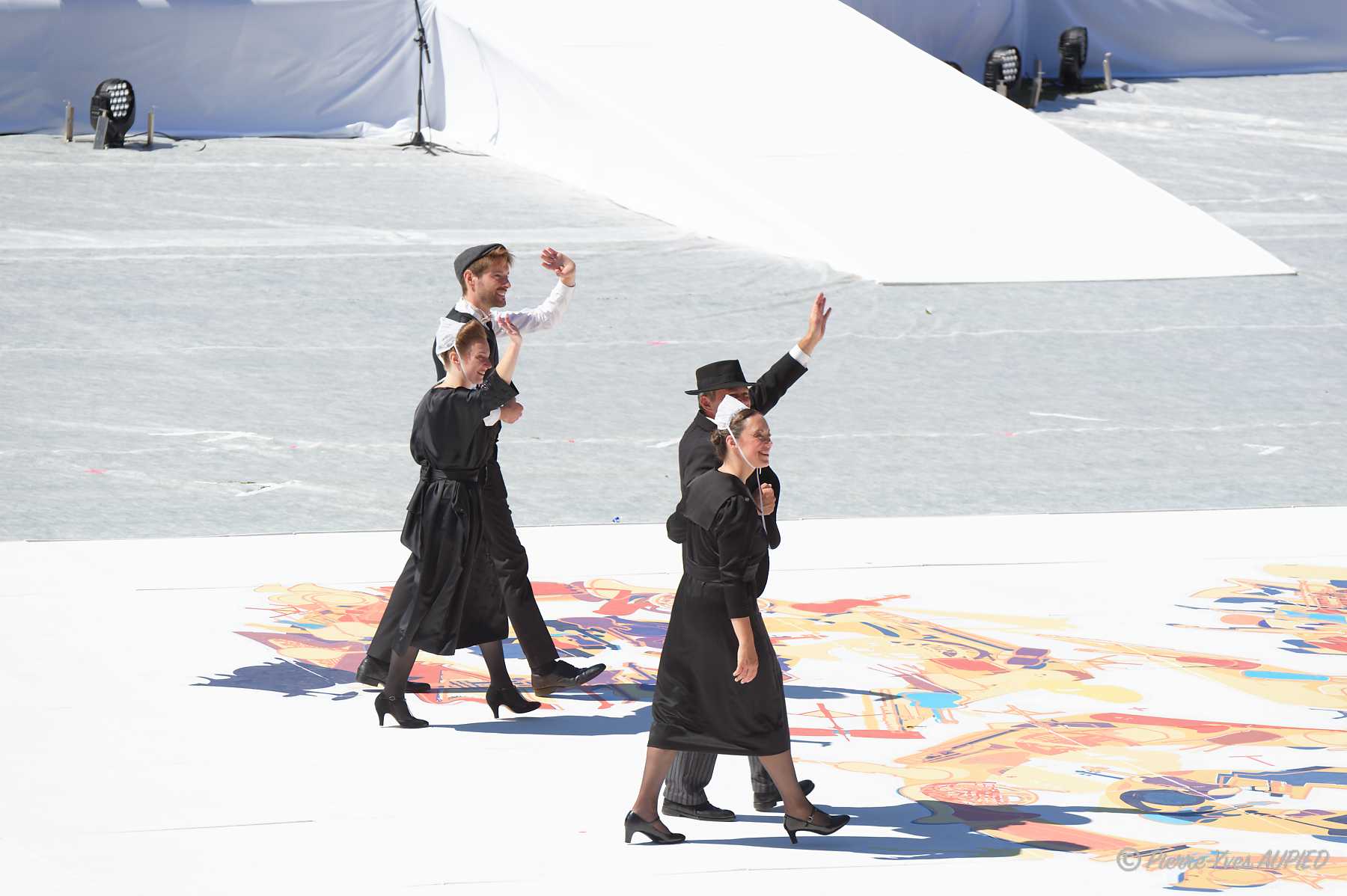 D423691-Bagad et Cercle Quic en Groigne