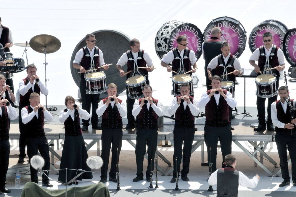  PYA3884 interceltique 2010
