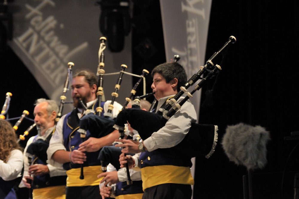 Bagad Bro Landerne de Landerneau - 2