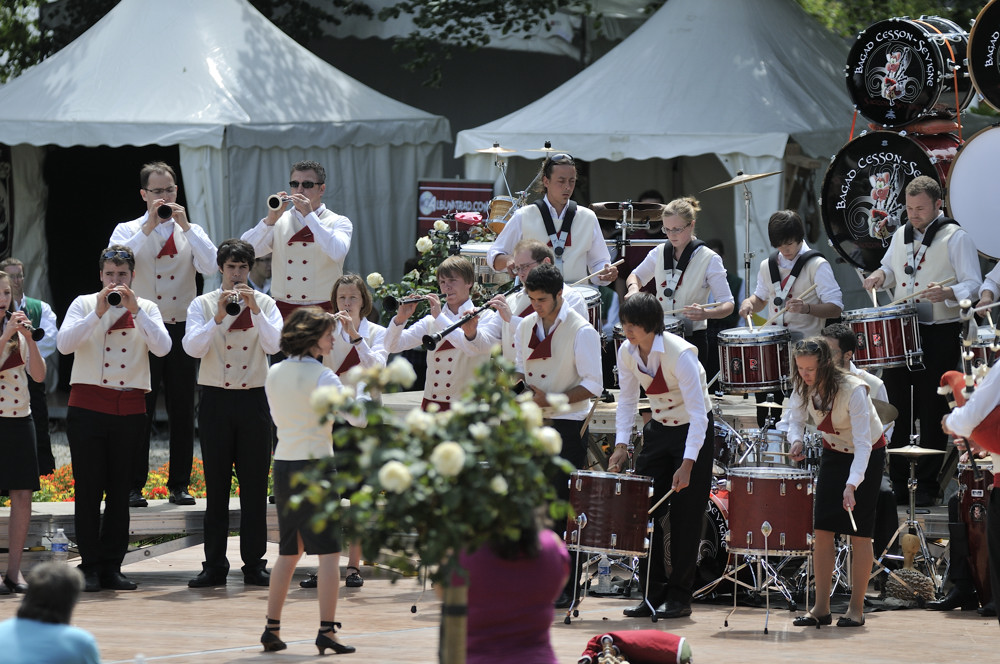 Festival interceltique 2012-514 bagad Saozon Sevigneg