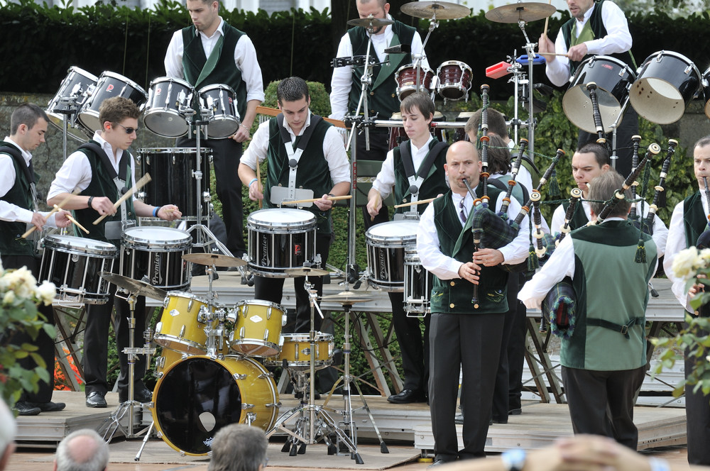 Festival interceltique 2012-721 Bagad Kadoudal, Vern sur Seiche