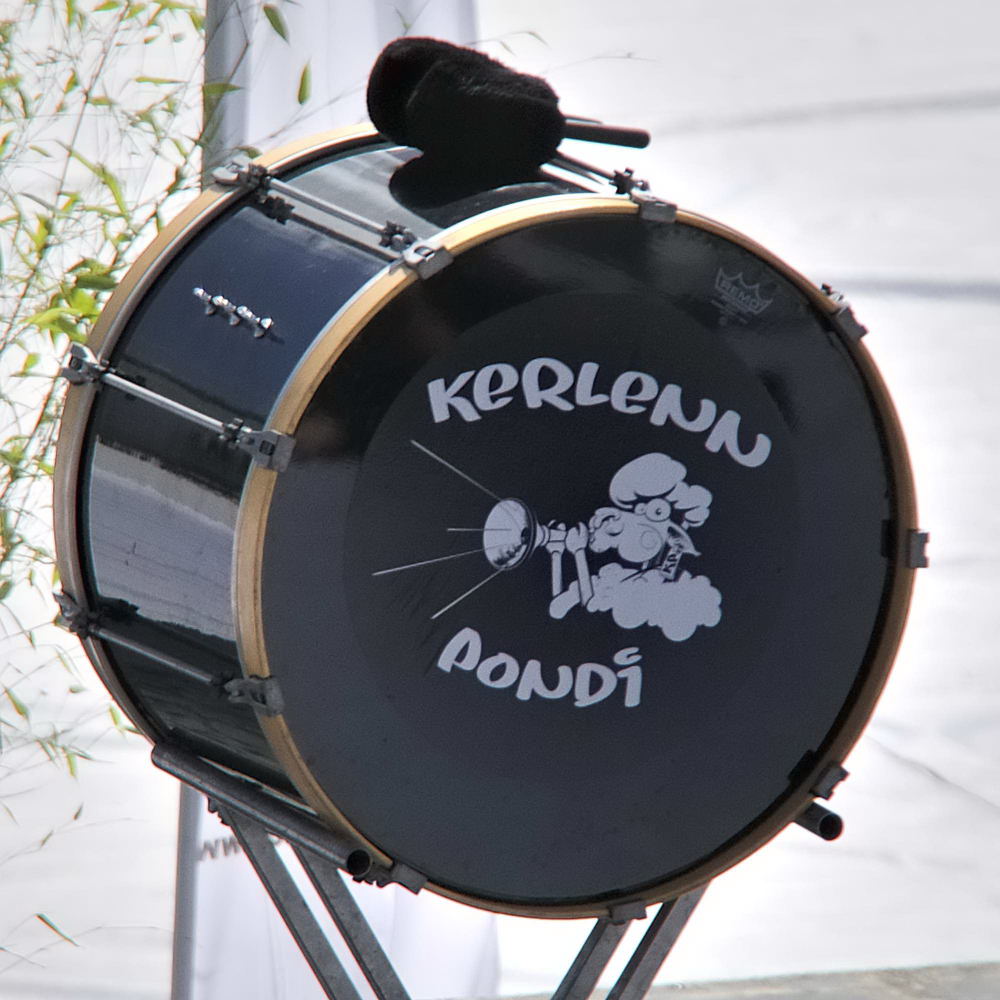 Bagad kerlenn pondi de Pontivy