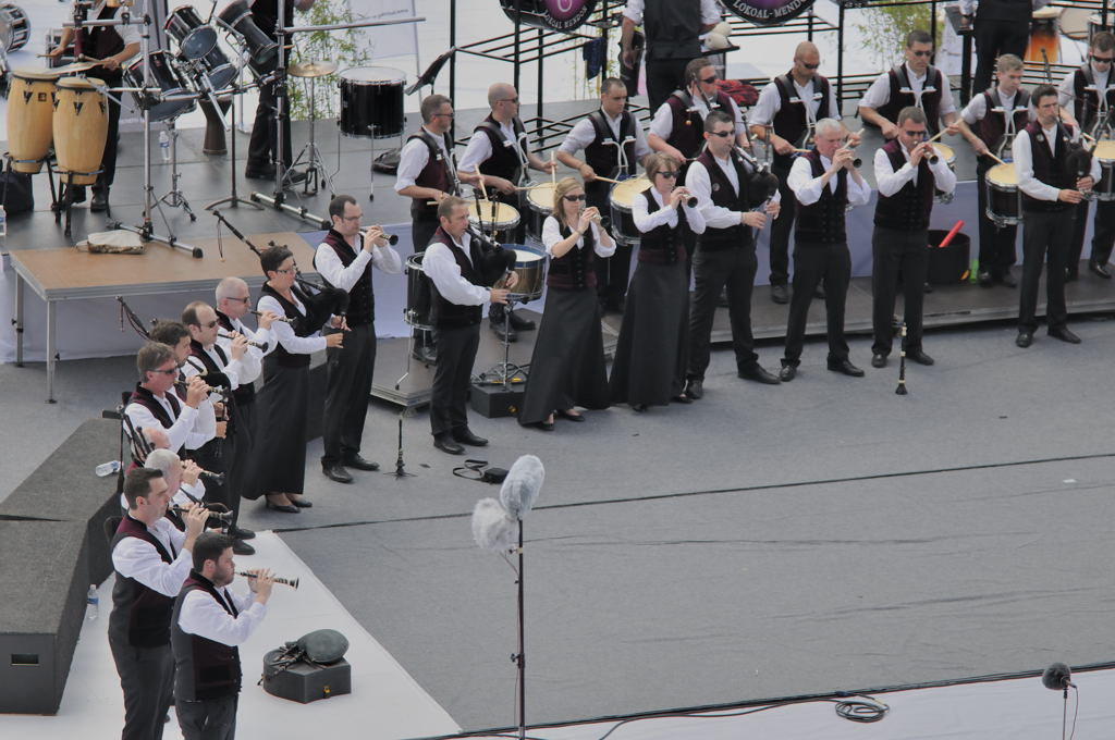 interceltique Lorient 2013-BAGAD de LOCOAL MENDON 011