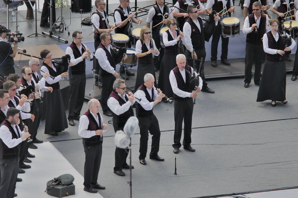 interceltique Lorient 2013-BAGAD de LOCOAL MENDON 012