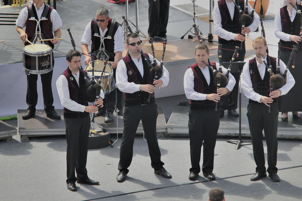 interceltique Lorient 2013-BAGAD de LOCOAL MENDON 014