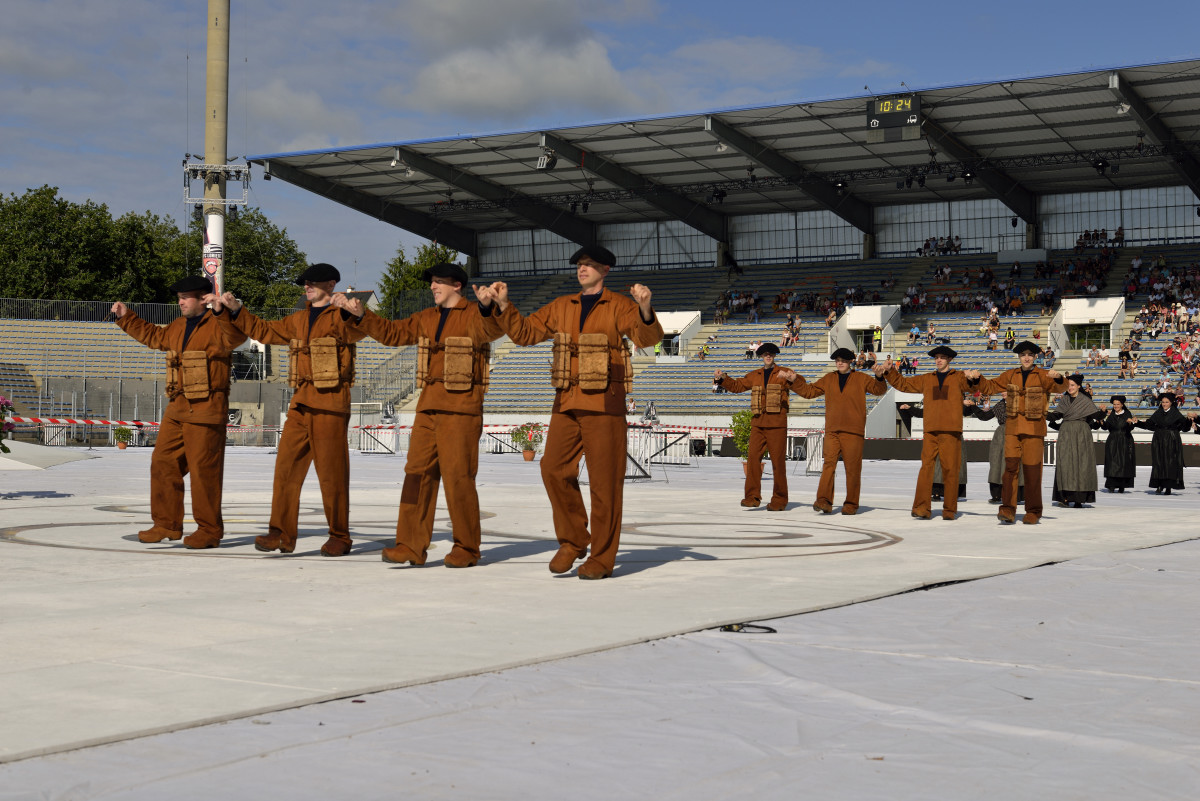 pya-interceltique-2014-parade 14